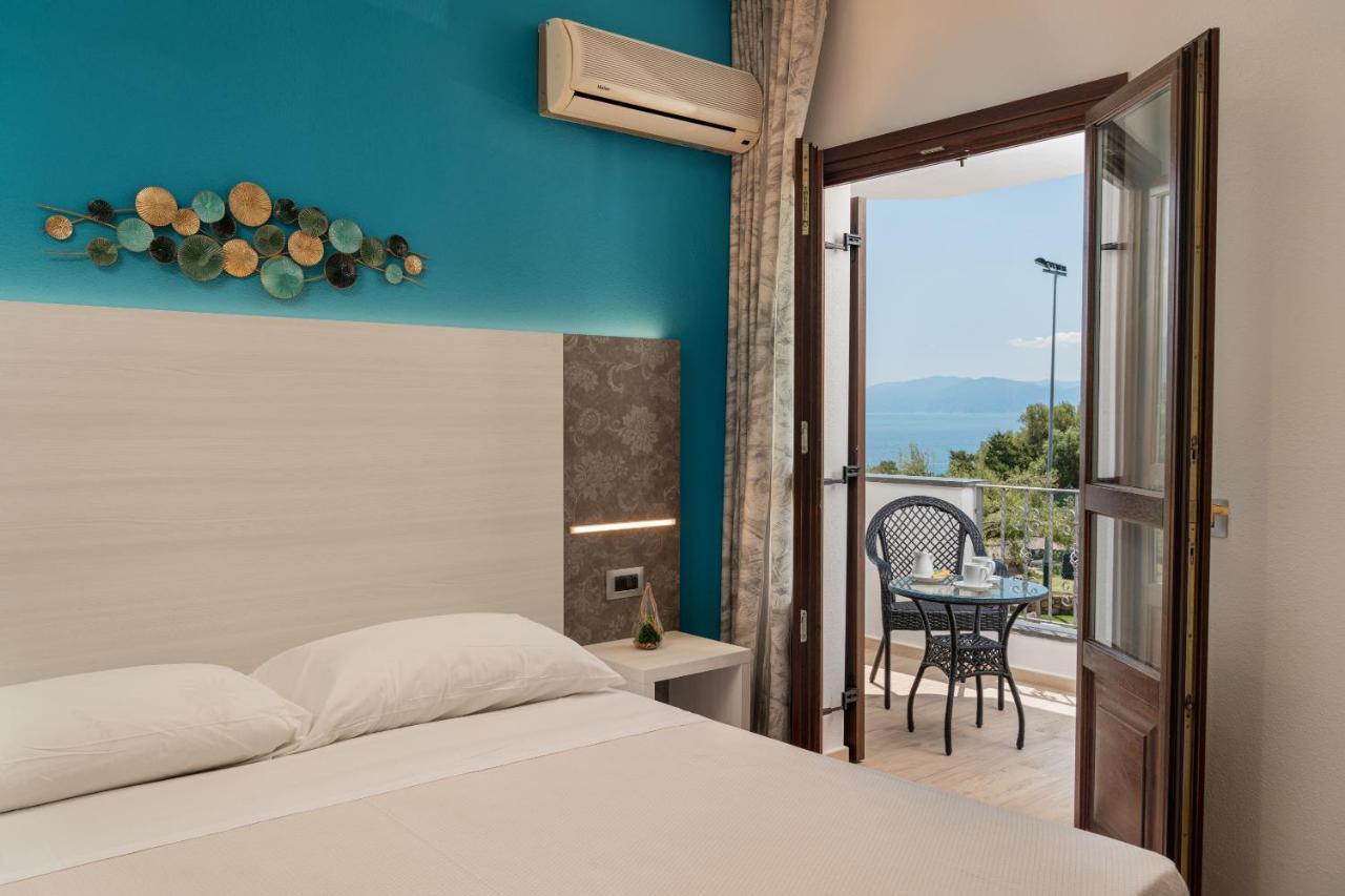 I Ginepri Hotel Cala Gonone Esterno foto