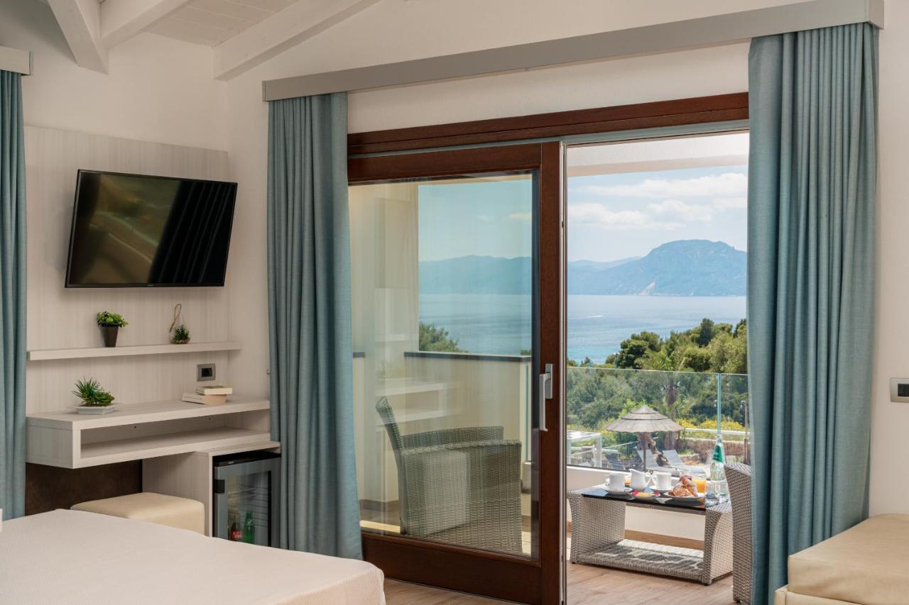 I Ginepri Hotel Cala Gonone Esterno foto
