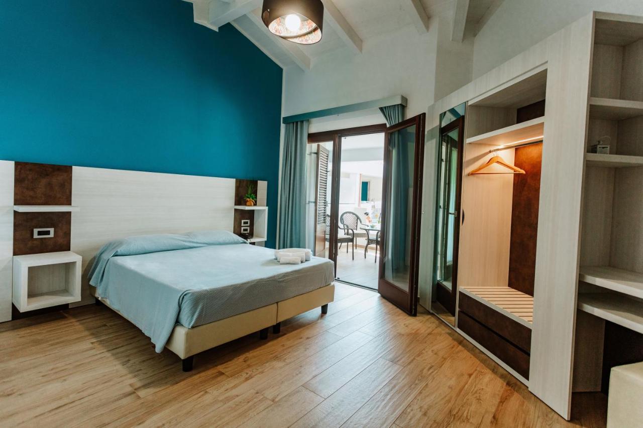 I Ginepri Hotel Cala Gonone Esterno foto