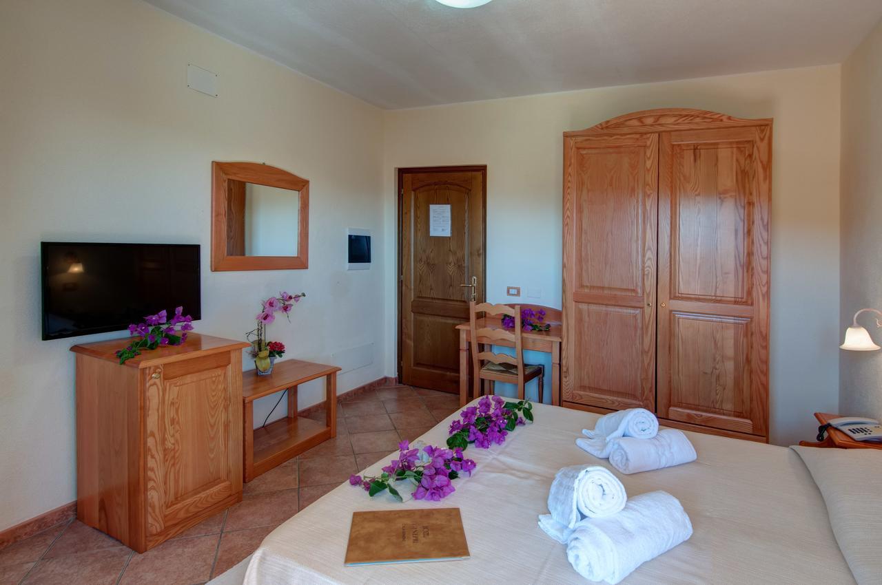 I Ginepri Hotel Cala Gonone Esterno foto